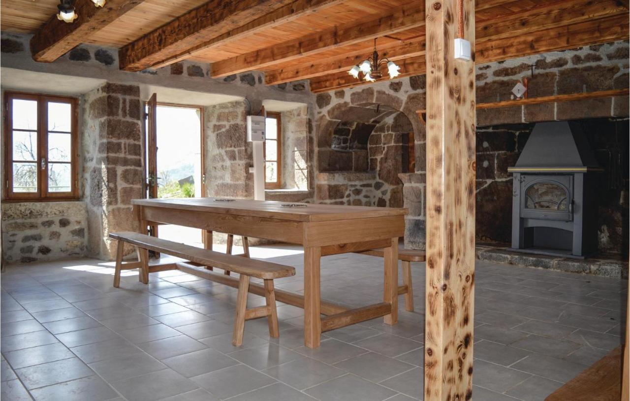 3 Bedroom Beautiful Home In Cheylade エクステリア 写真