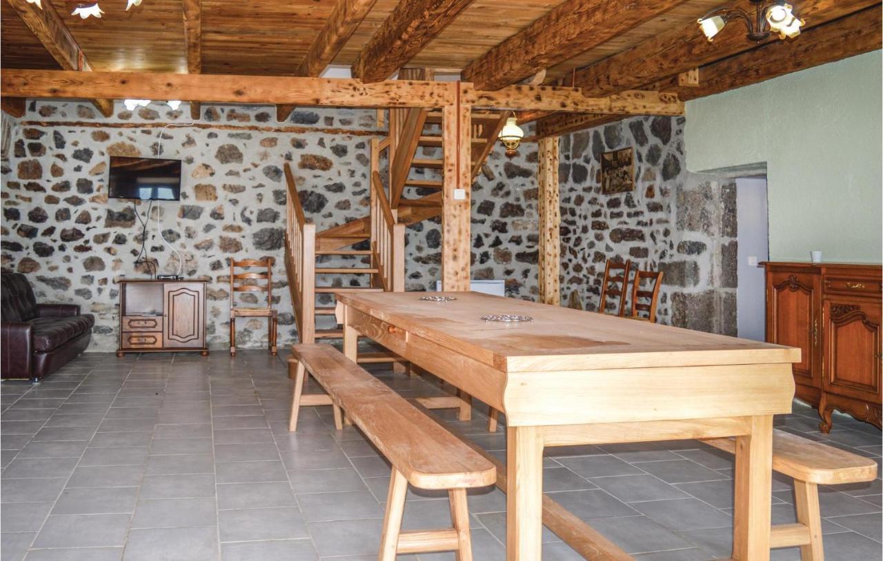 3 Bedroom Beautiful Home In Cheylade エクステリア 写真