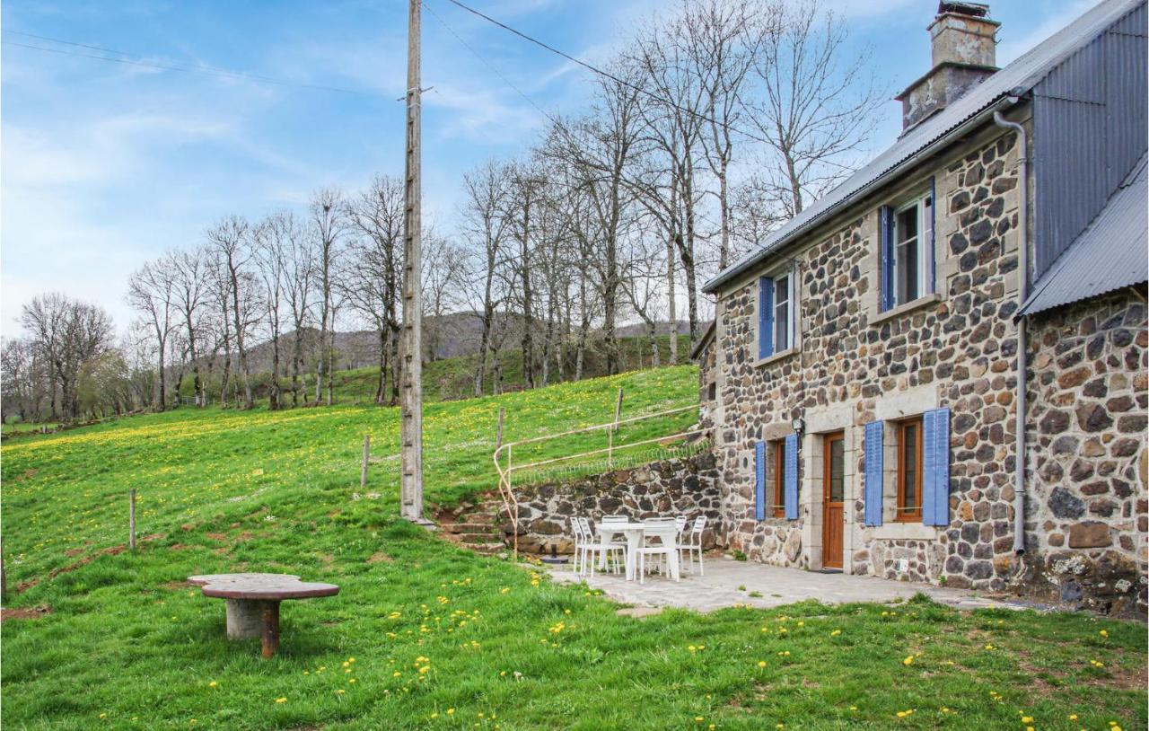 3 Bedroom Beautiful Home In Cheylade エクステリア 写真